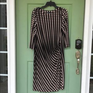 Cute dress with slight scrunched waist